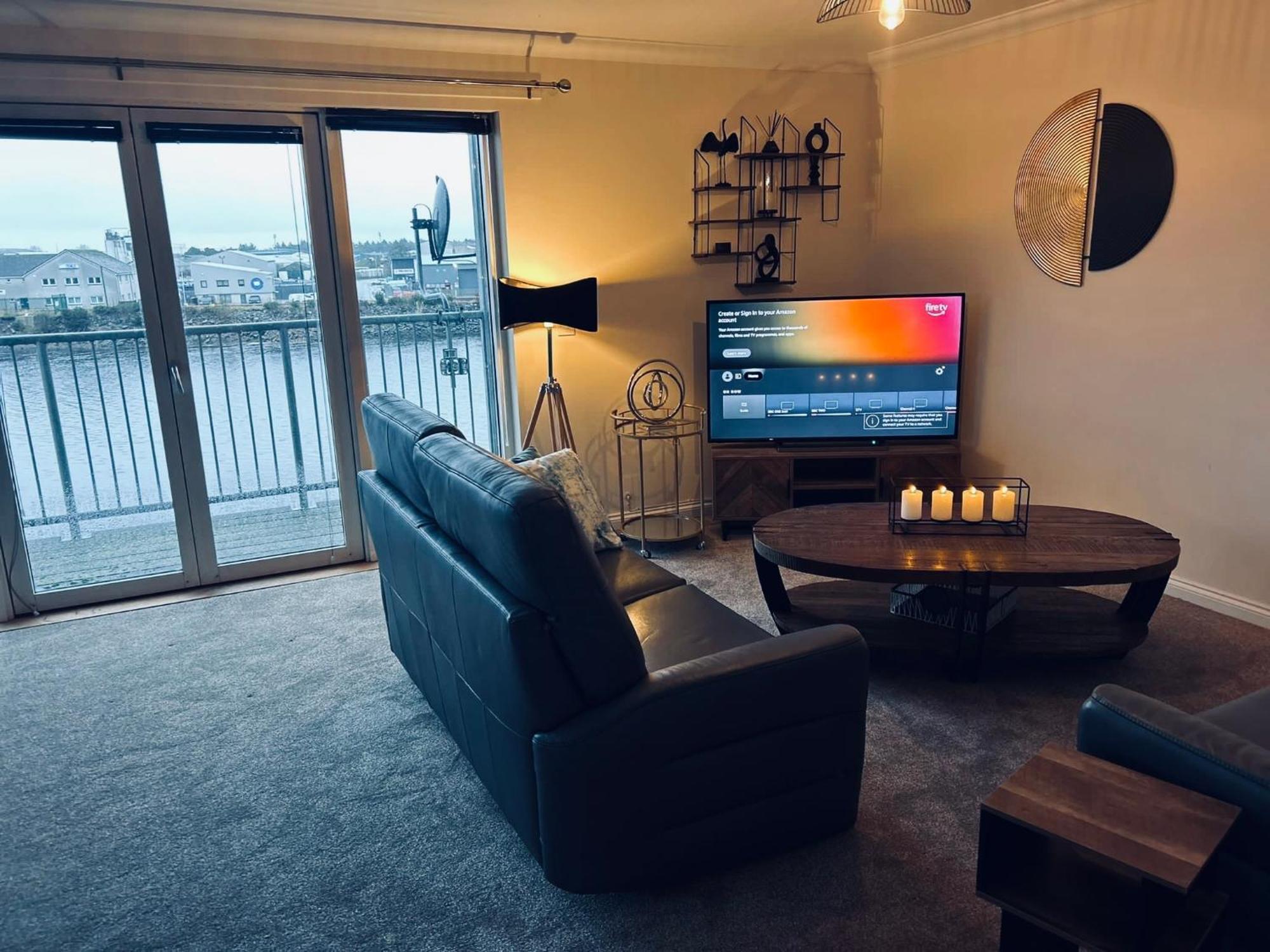 Central Cosy Riverview Apartment 2 Bed, 2 Bath, Free Parking / Wifi Inverness Exterior photo